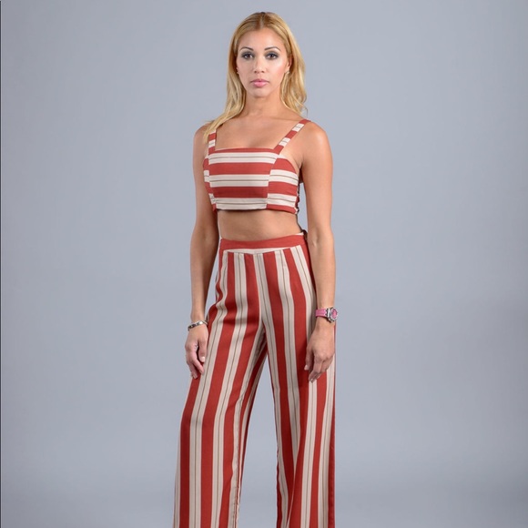 Two piece set - Picture 2 of 2